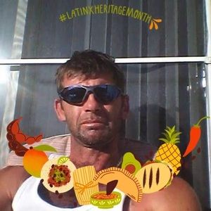 Meet your Posher, Baki